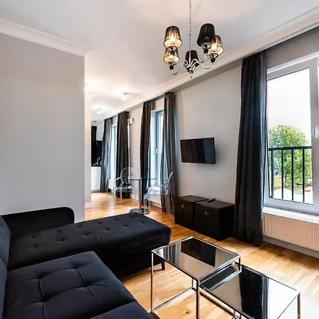 Apartmán Wola Black&white Studio *